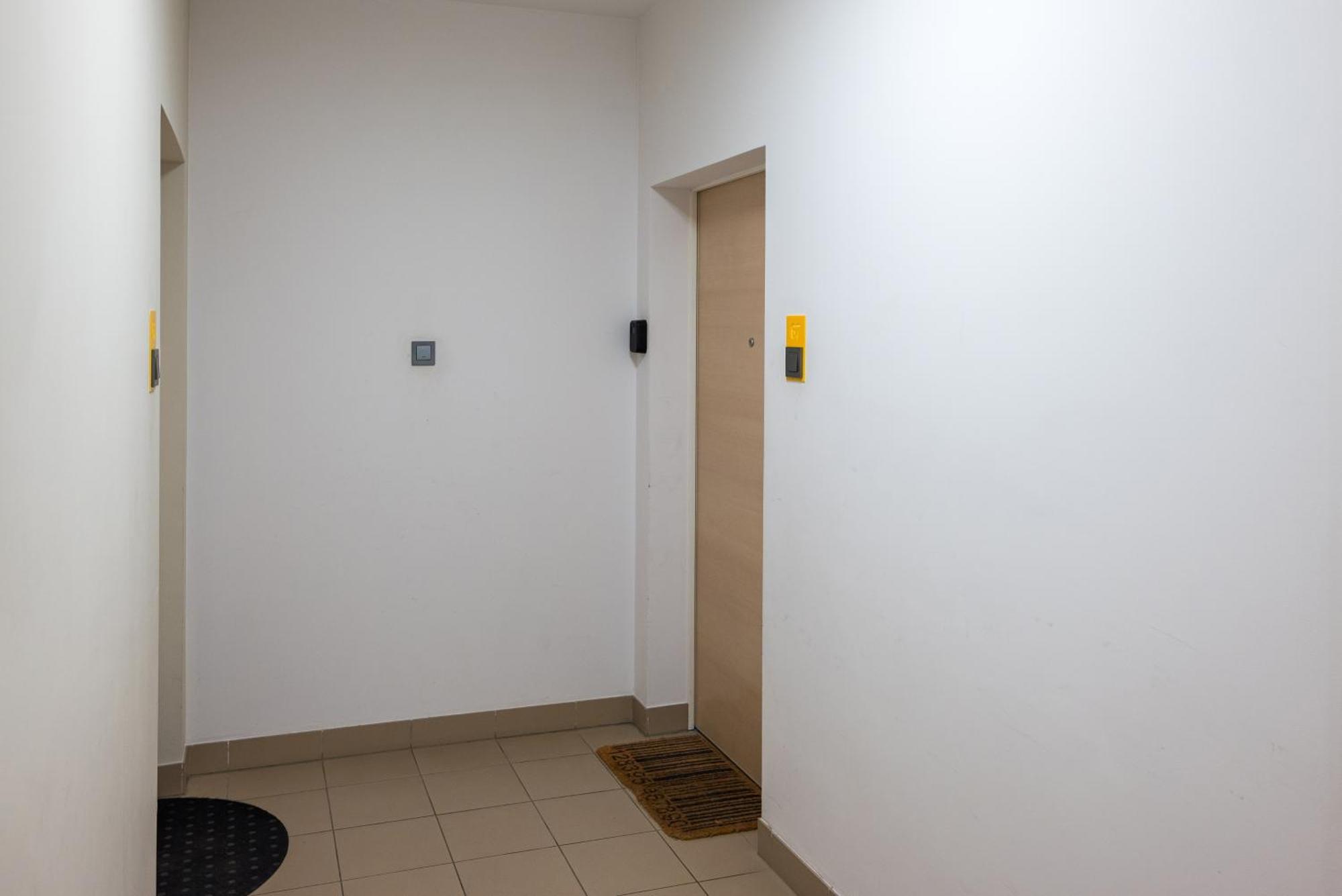 ורשה Wola Jana Kazimierza Chic Apartment מראה חיצוני תמונה